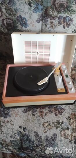 Проигрыватель винила