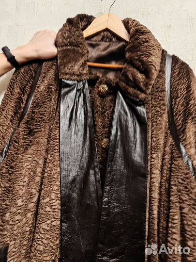 Пальто искус. Каракуль 78 размер