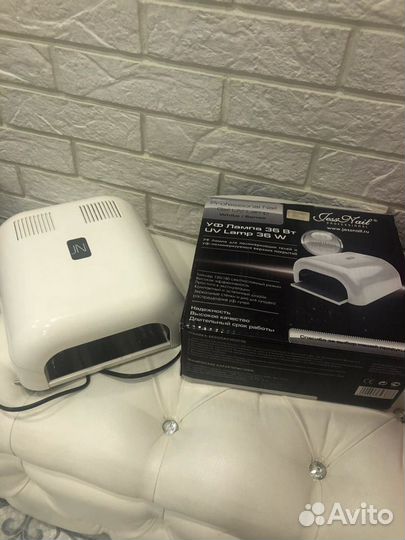 Лампа ультрафиолетовая Less Nail