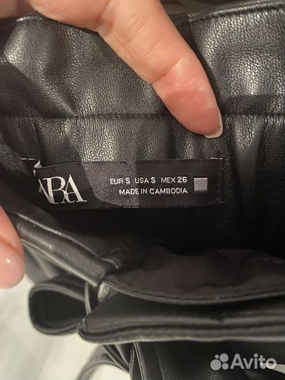 Шорты кожанные zara