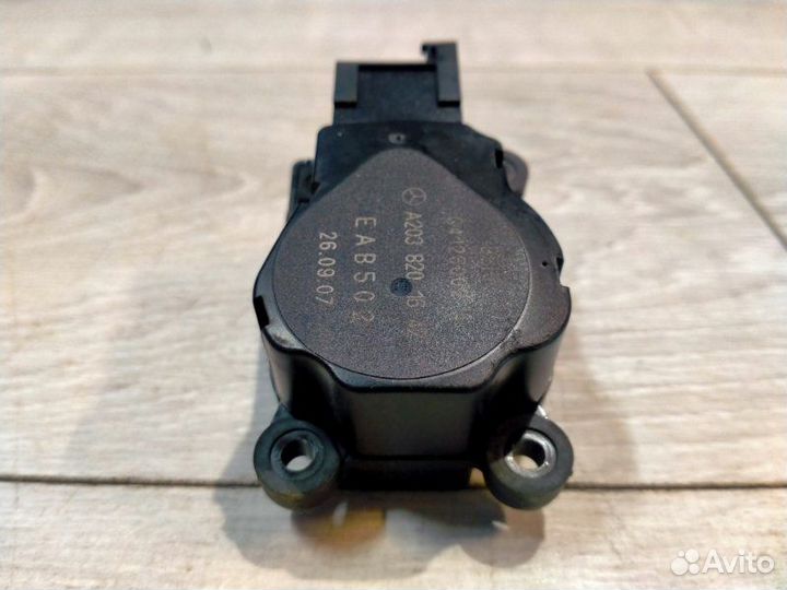 Сервопривод Mercedes-Benz 211.054 E 280 / E 300