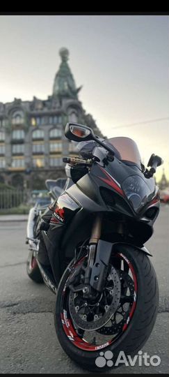 Suzuki GSX R1000