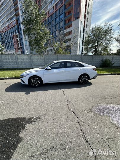 Hyundai Elantra 1.5 CVT, 2024, 10 км