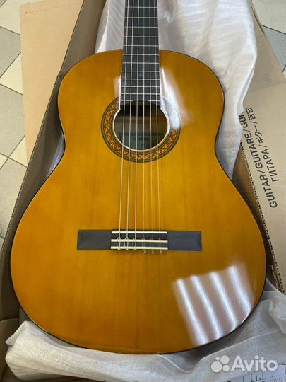 Классическая гитара Yamaha C40