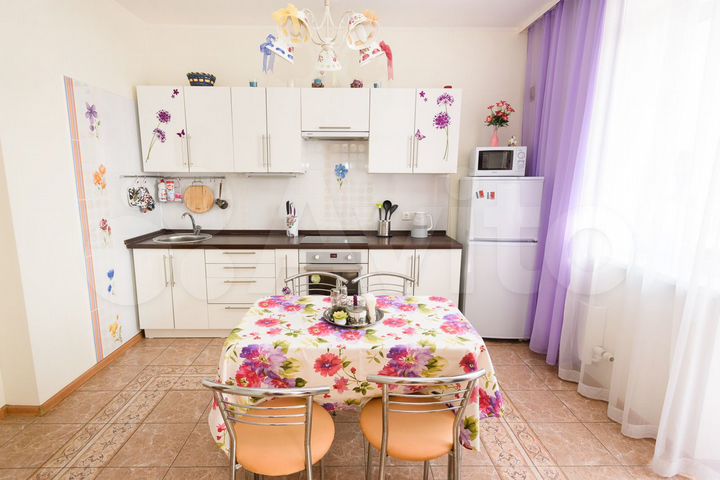 2-к. квартира, 80 м², 12/17 эт.