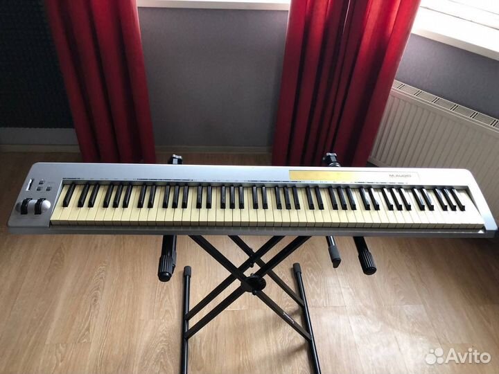 Midi клавиатура M-Audio Keystation 88es