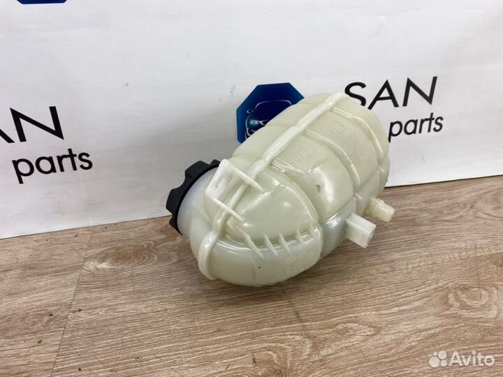 Расширительный бачок Bmw 3 F30 N47D20 2013