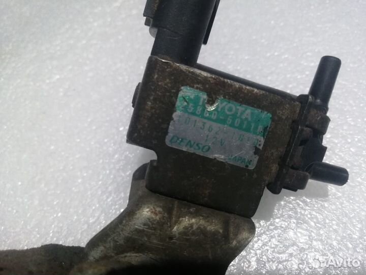 Клапан впускного колектора Toyota Land Cruiser 100