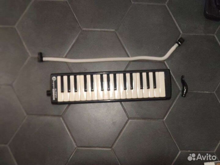 Мелодика Hohner melodica student 32
