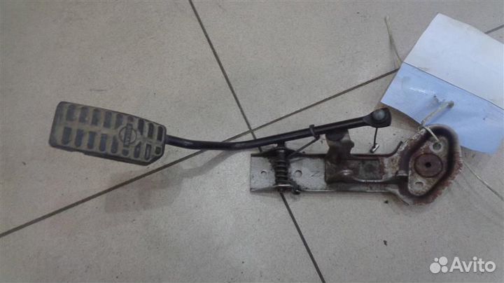 Педаль газа Nissan Almera Tino 2000-2006