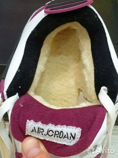 Кроссовки зимние новые