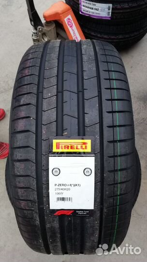 Pirelli P Zero PZ4 275/40 R20 106W