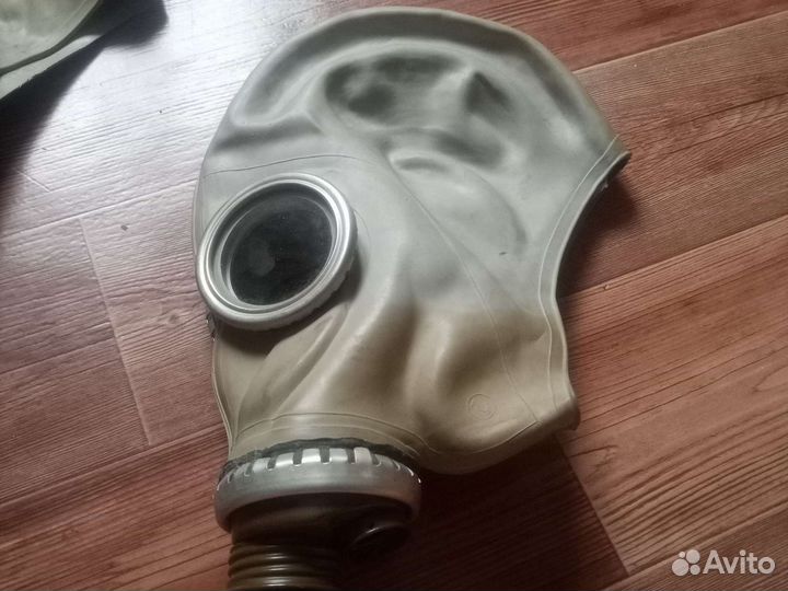 Противогаз