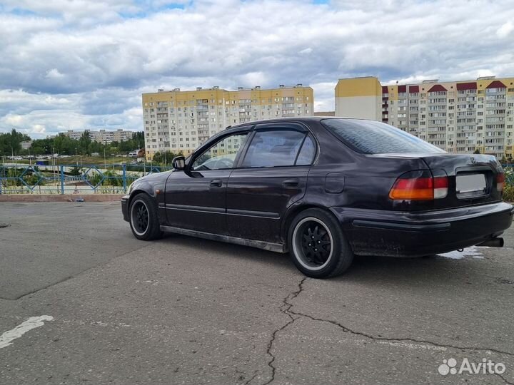 Honda Civic 1.6 МТ, 1996, 300 000 км