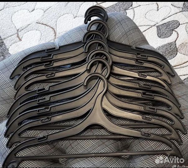 Вешалки плечики