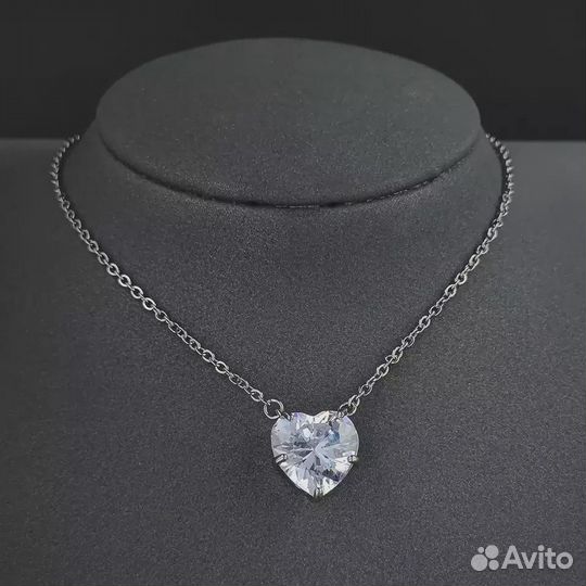 Кулон на цепочке
