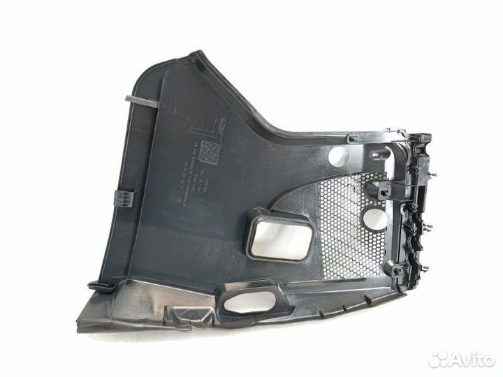 Жабо переднее левое Mercedes-Benz E-Class S213
