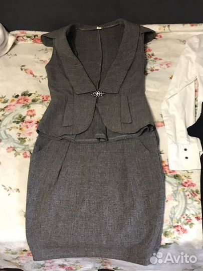 Новый, школьный костюм для девочки