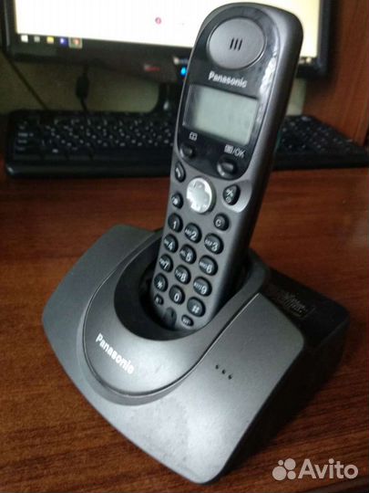 Телефон panasonic