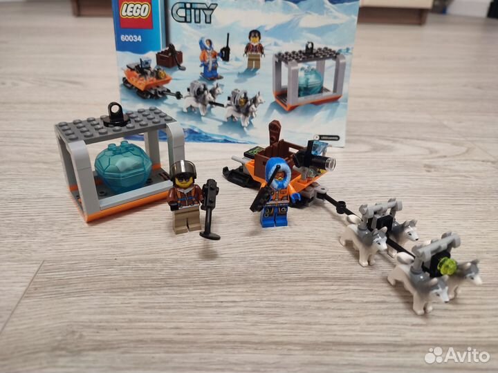 Lego 60034, 21113, 70420