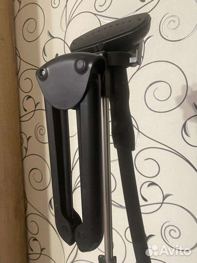 Отпариватель для одежды вертикальный