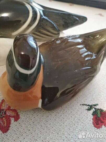 Вазочка утка и статуэтки утки