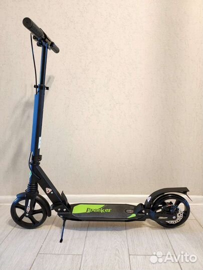 Самокат новый складной с ручным дисковым тормозом