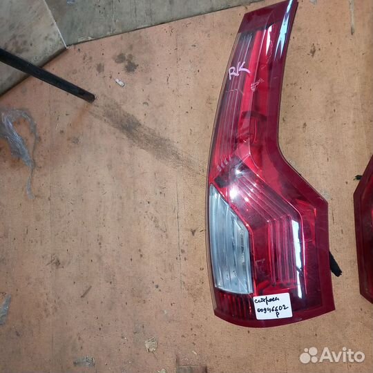 Citroen c4 picasso фонарь правая задняя