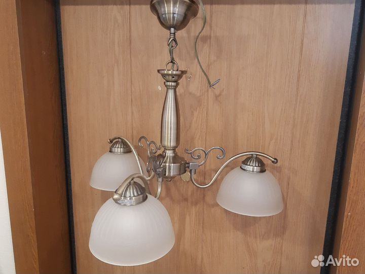 Люстра потолочная бу