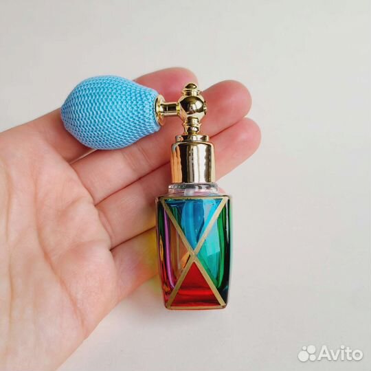 Флакон для духов и парфюма