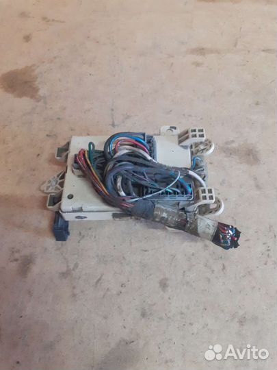 Блок предохранителей Toyota Corsa EL41