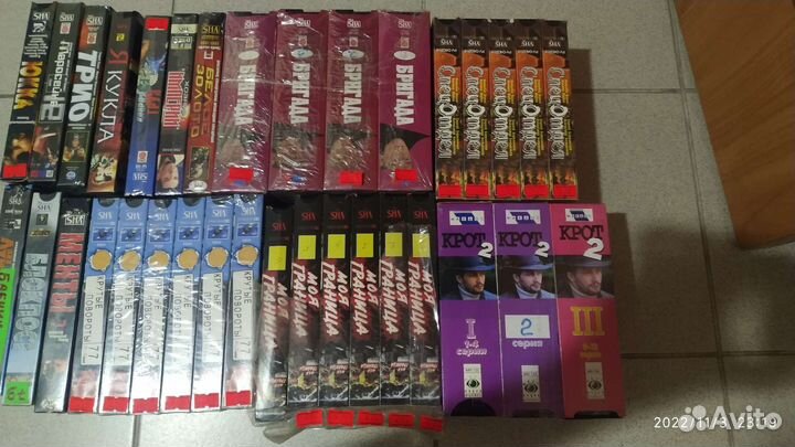 Видео кассеты и диски