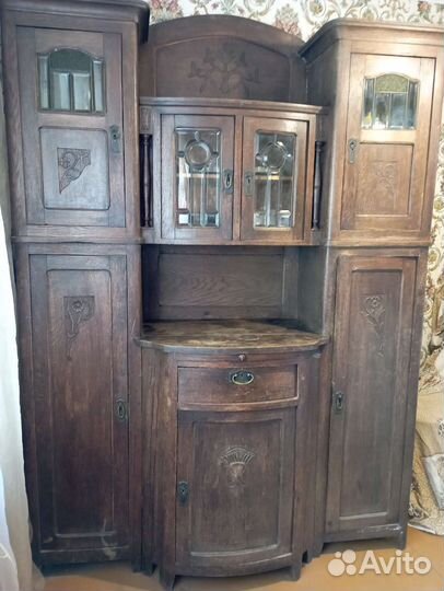 Антикварный буфет