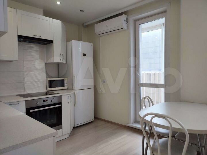 3-к. квартира, 60 м², 2/16 эт.