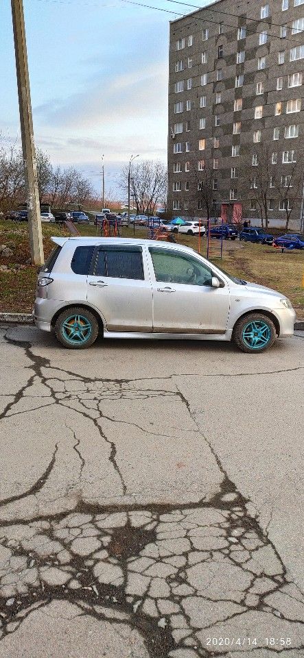 Mazda Demio: фото владельца