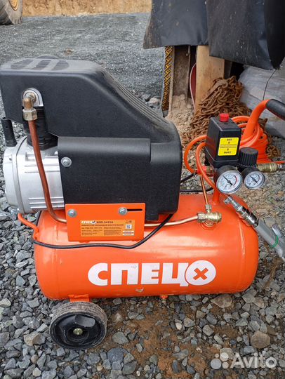 Продам компрессор поршневой электрическийй