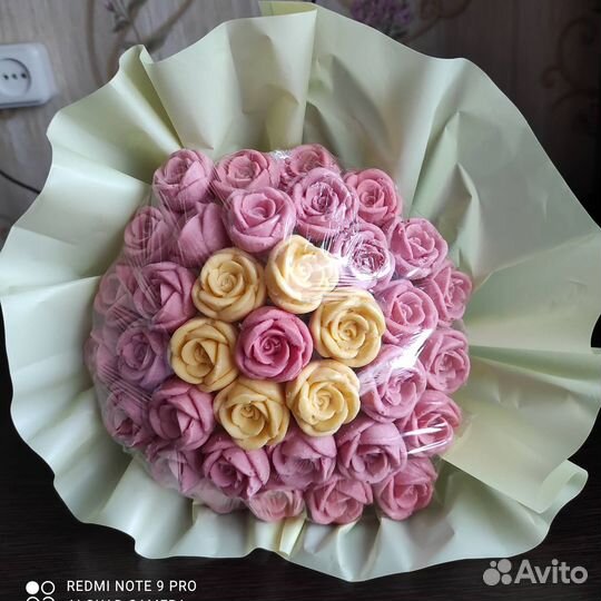 Корпоративные подарки на 8 марта