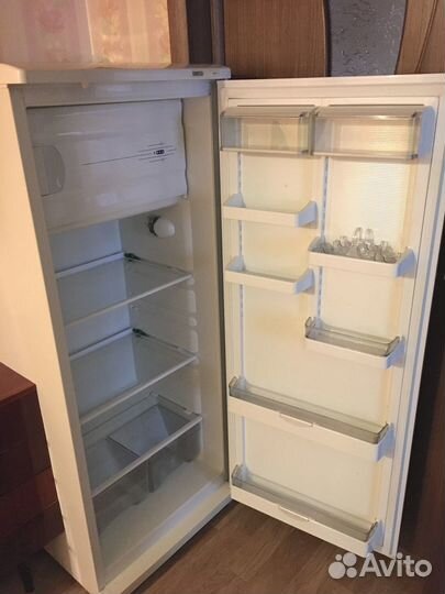 Холодильник Atlant с документами