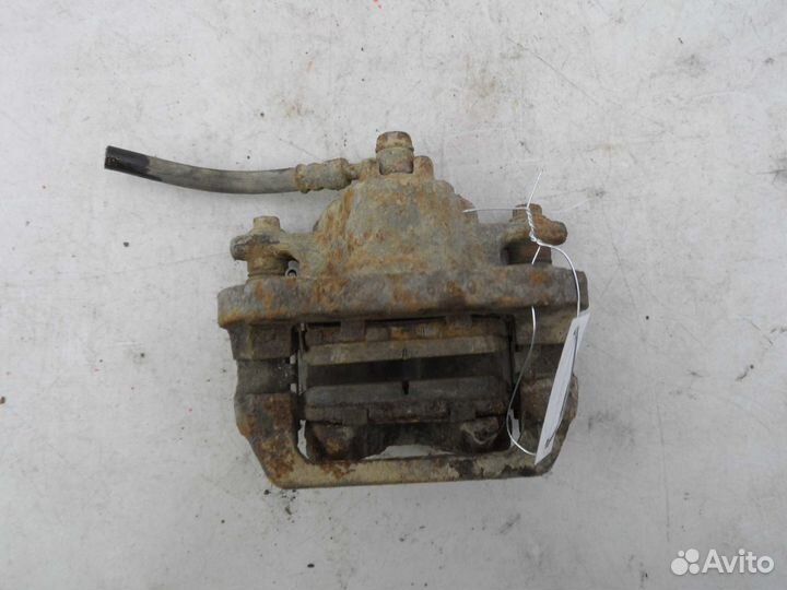 Суппорт задний правый Honda Ridgeline 1