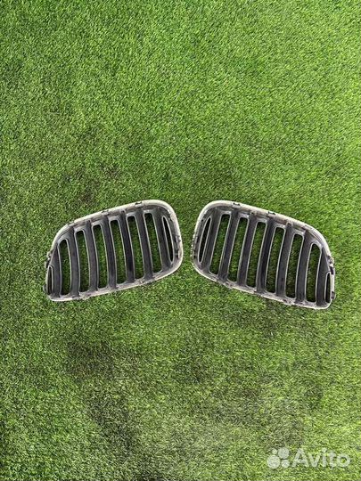 Решетка радиатора Bmw X5 E53 M54B30 2006