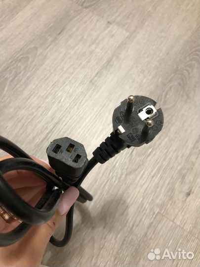 Сетевой кабель