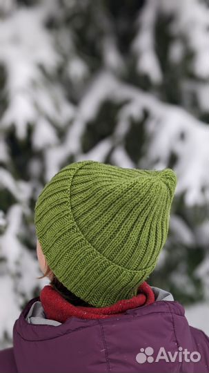 Вязаная шапка женская