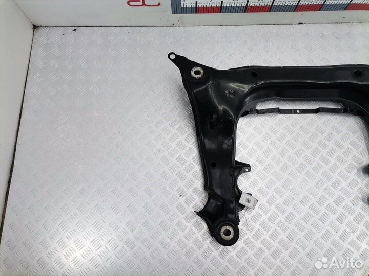 Балка для Volkswagen Passat 5 GP