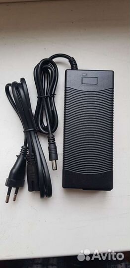 Зарядное устройство 54,6в, 2А для электросамокатов