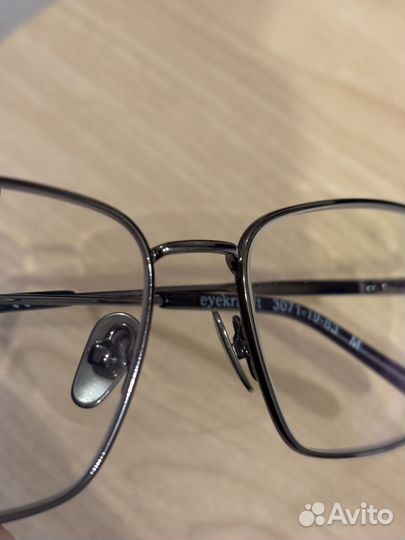 Титановые носоупоры для очков