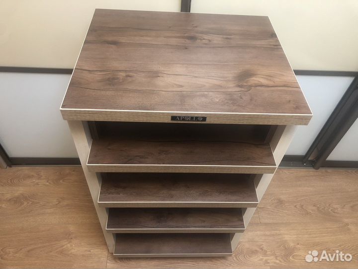 Стойка под аудио аппаратуру