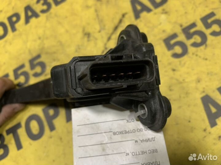 Педаль газа Mitsubishi Outlander XL