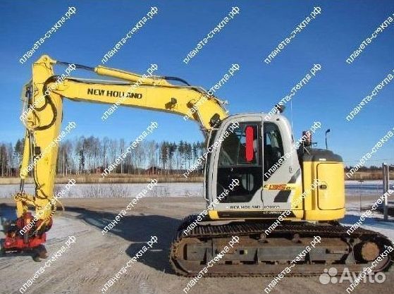 Стекло для экскаватора гусеничного New Holland E 1