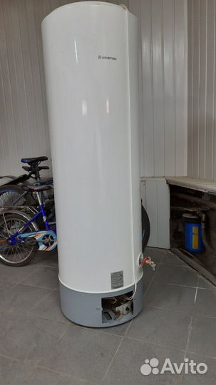 Газовый водонагреватель бу Ariston