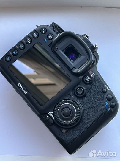 Фотоаппарат зеркальный Canon 7d